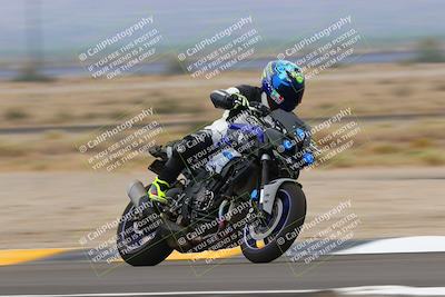 media/Sep-10-2022-SoCal Trackdays (Sat) [[a5bf35bb4a]]/Turn 11 (11am)/